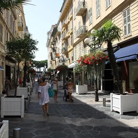 Paradis 2* ניס